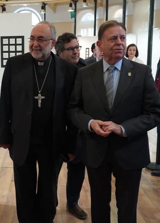 Iglesia se suma a la candidatura